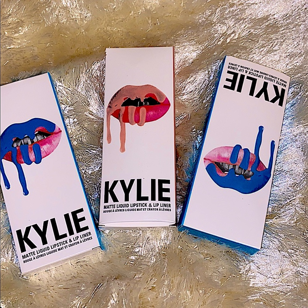 Kylie matte Liquid lipstick and lip liner